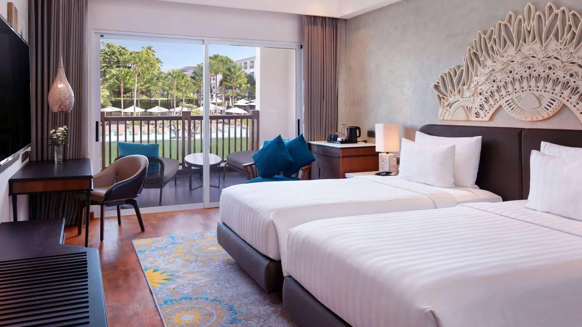 Grand Mercure Bali Seminyak Hotel