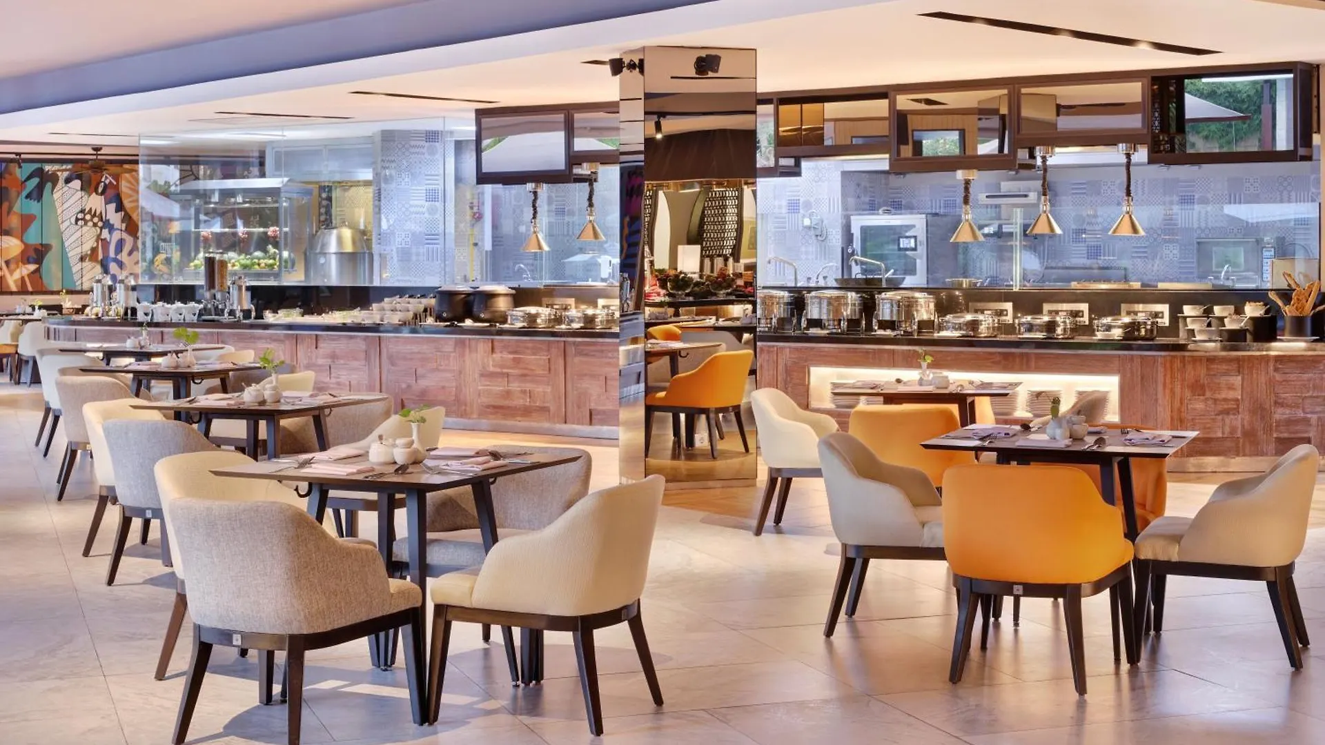 Grand Mercure Bali Seminyak Hotel