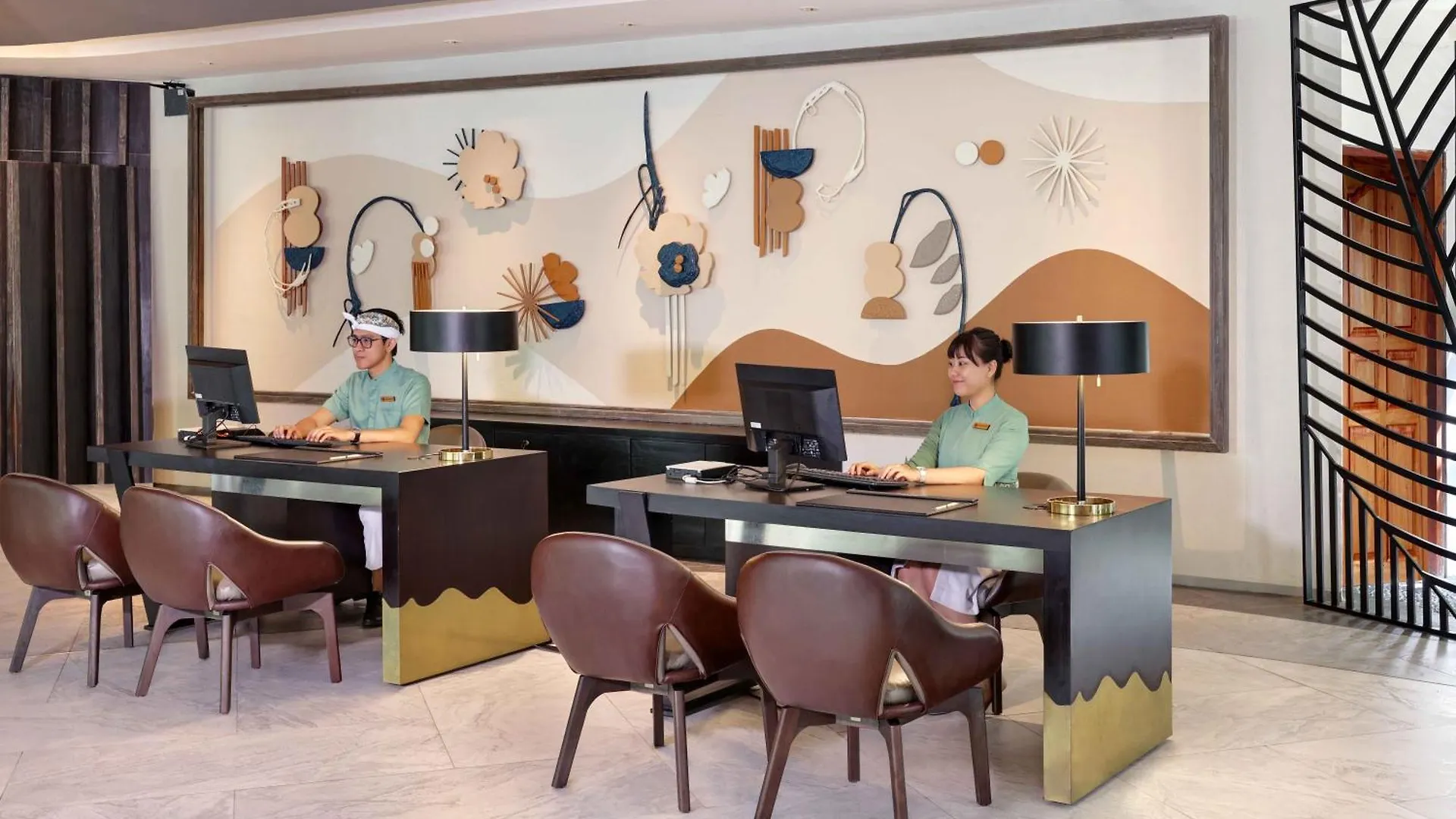 Grand Mercure Bali Seminyak 5*,